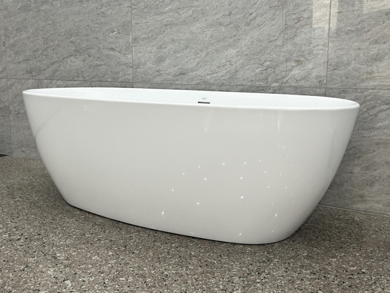 Акриловая ванна ABBER 170*80 см белая