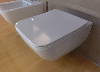 Унитаз подвесной Villeroy&Boch Venticello с сиденьем Soft Close и покрытием CeramicPlus