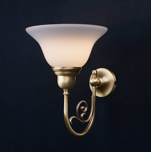  Светильник на стену Caprigo бронза