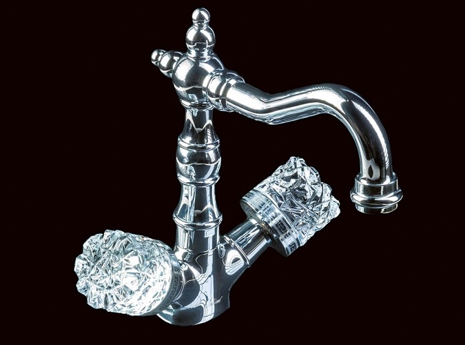 Смеситель для умывальника Boheme Crystal хромированый