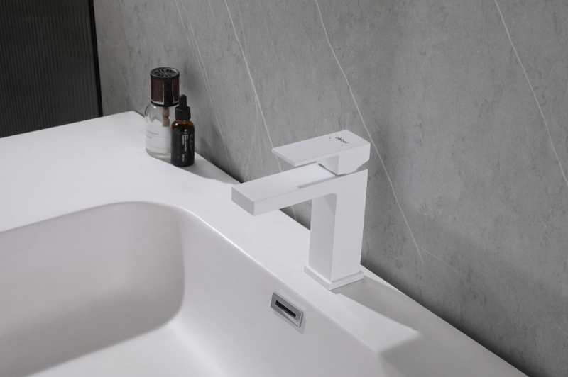 Смеситель ABBER Daheim  для раковины, белый матовый