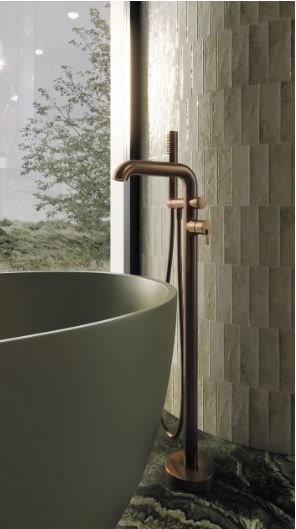 DEANTE SILIA Смеситель напольный для отдельно стоящей ванны с душевым набором, брашированное бронза