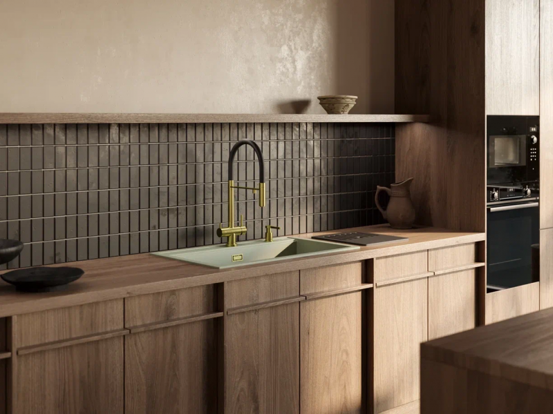 Смеситель для кухни Omoikiri Kanto-LG светлое золото