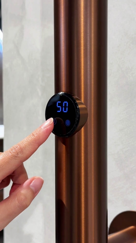 Полотенцесушитель электрический OAK GUN METAL новый  190*1580*240 мм.