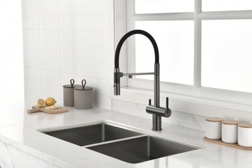 Смеситель PAULMARK GRAVITY  (черный/вороненая сталь)