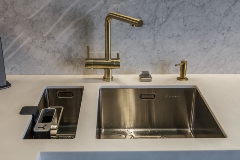 Дозатор для моющего средства OMOIKIRI