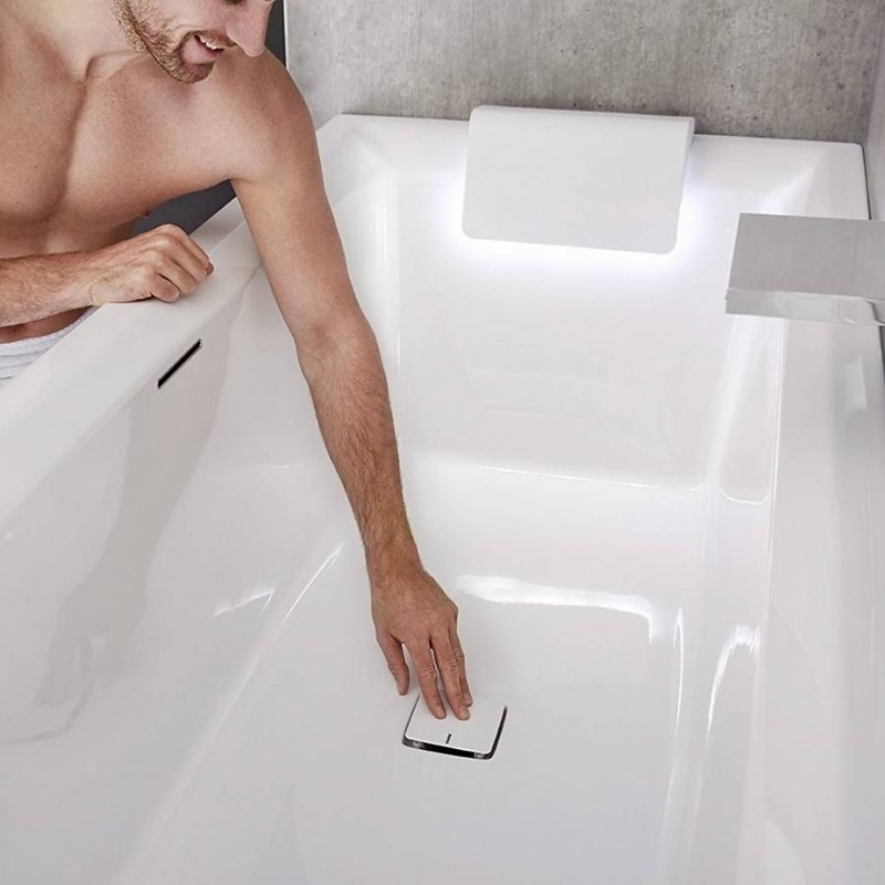 Ванна акриловая Riho Still Square с ножками