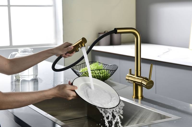 СМЕСИТЕЛЬ PAULMARK SERPENTINE (ЗОЛОТО/БРАШИРОВАННОЕ ЗОЛОТО) с вытяжным шлангом