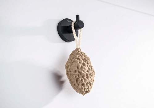 Крючок AQUATEK, матовый черный