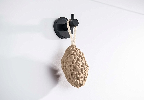 Крючок AQUATEK, матовый черный