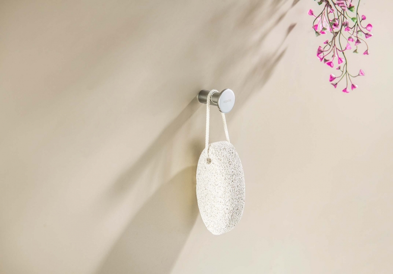 Крючок AQUATEK Лира хром