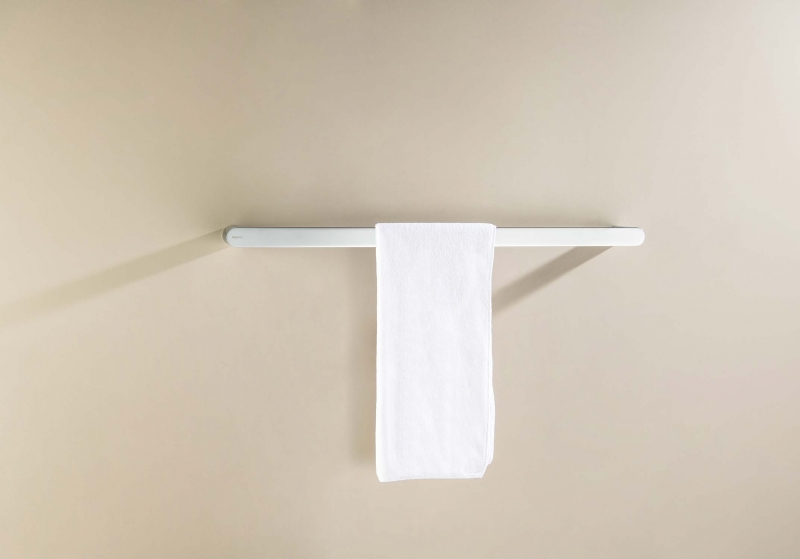 Полотенцедержатель 600 мм AQUATEK  Лира хром