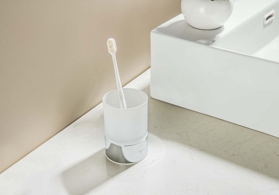 Стакан настольный AQUATEK Лира