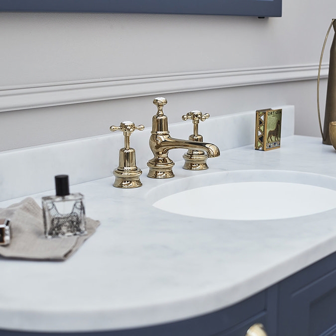 СМЕСИТЕЛЬ ДЛЯ РАКОВИНЫ НА 3 ОТВЕРСТИЯ BURLINGTON REGENT, С ДОННЫМ КЛАПАНОМ