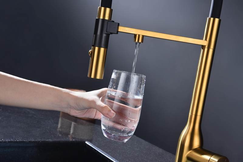 СМЕСИТЕЛЬ PAULMARK MAGNETO ONE (ЗОЛОТО/БРАШИРОВАННОЕ ЗОЛОТО)