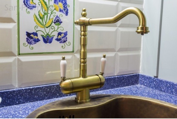 Смеситель OMOIKIRI Amagasaki-AB латунь/античная латунь с подключением фильтр воды