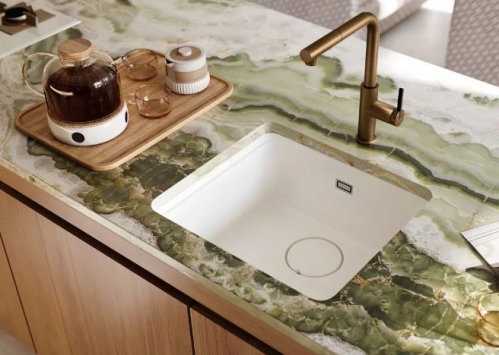 Смеситель Deante для кухни с выдвижным изливом. Брашированная бронза 