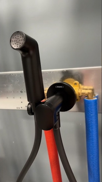 Скрытая часть для гигиенического смесителя Hansgrohe 