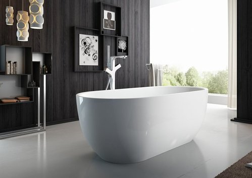 BelBagno Отдельностоящая овальная акриловая ванна в комплекте со сливом-переливом цвета хром 150*80 см