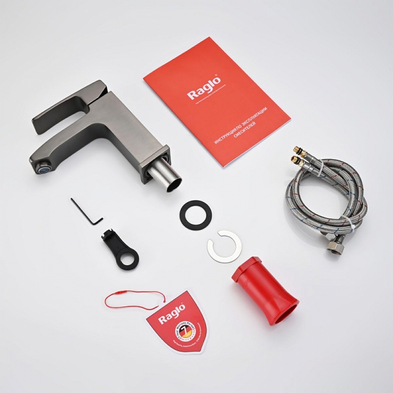 Смеситель для умывальника Raglo R1