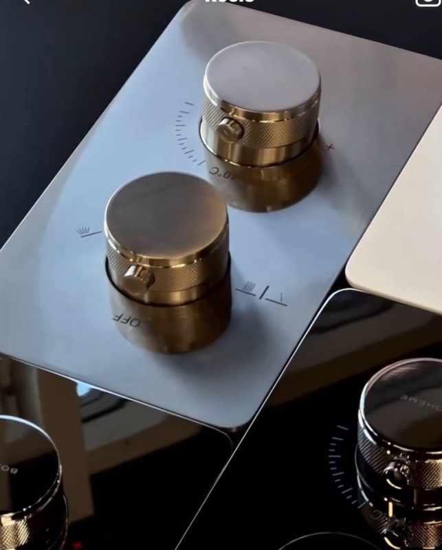 Душевая система скрытого монтажа с термостатом BOHEMA, нержавеющая сталь