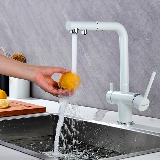 Смеситель PAULMARK SERPENTINE  белый матовыйс выдвижным изливом с возможностью подключения фильтра питьевой воды 