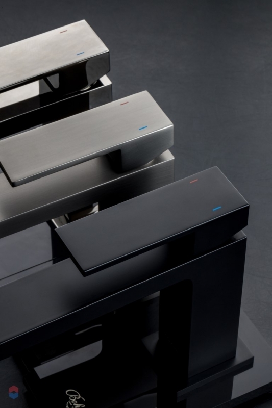 Смеситель для умывальника высокий Boheme Qubic Matt White  матовый белый