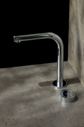 Смеситель для умывальника Boheme Tech никель